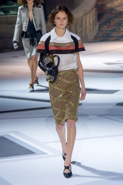 Look 6